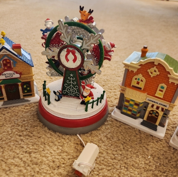 Christmas Village Plastic Houses + Electronic Ferris Wheel Tested And Works - Picture 4 of 7